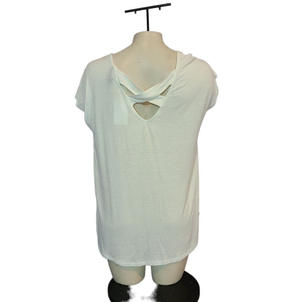 ‎Bobeau Ivory Blouse Size Medium